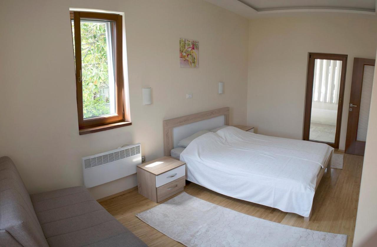 Apartments Admiral Herceg Novi Exterior photo