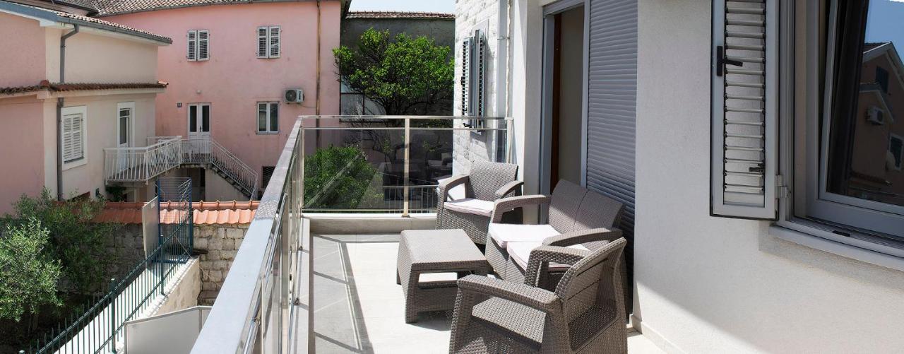 Apartments Admiral Herceg Novi Exterior photo