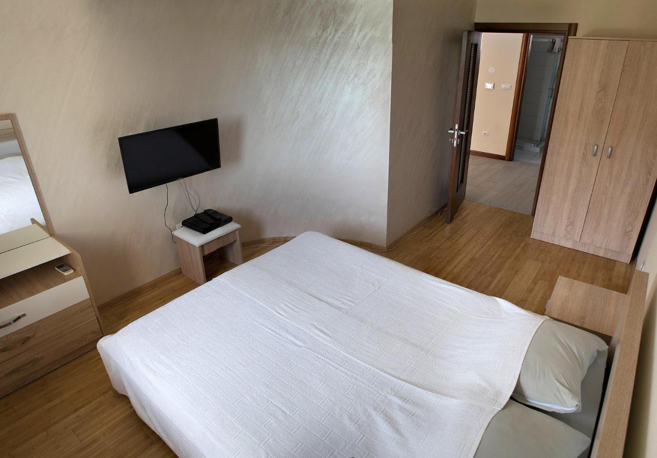 Apartments Admiral Herceg Novi Exterior photo