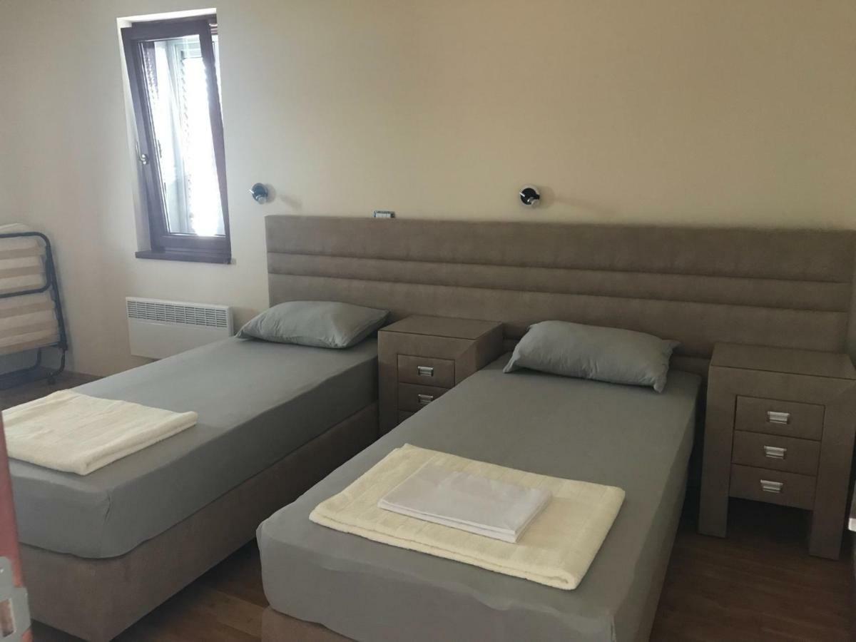 Apartments Admiral Herceg Novi Exterior photo